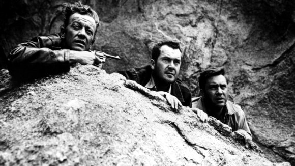 Photo from the movie The Hitch-Hiker