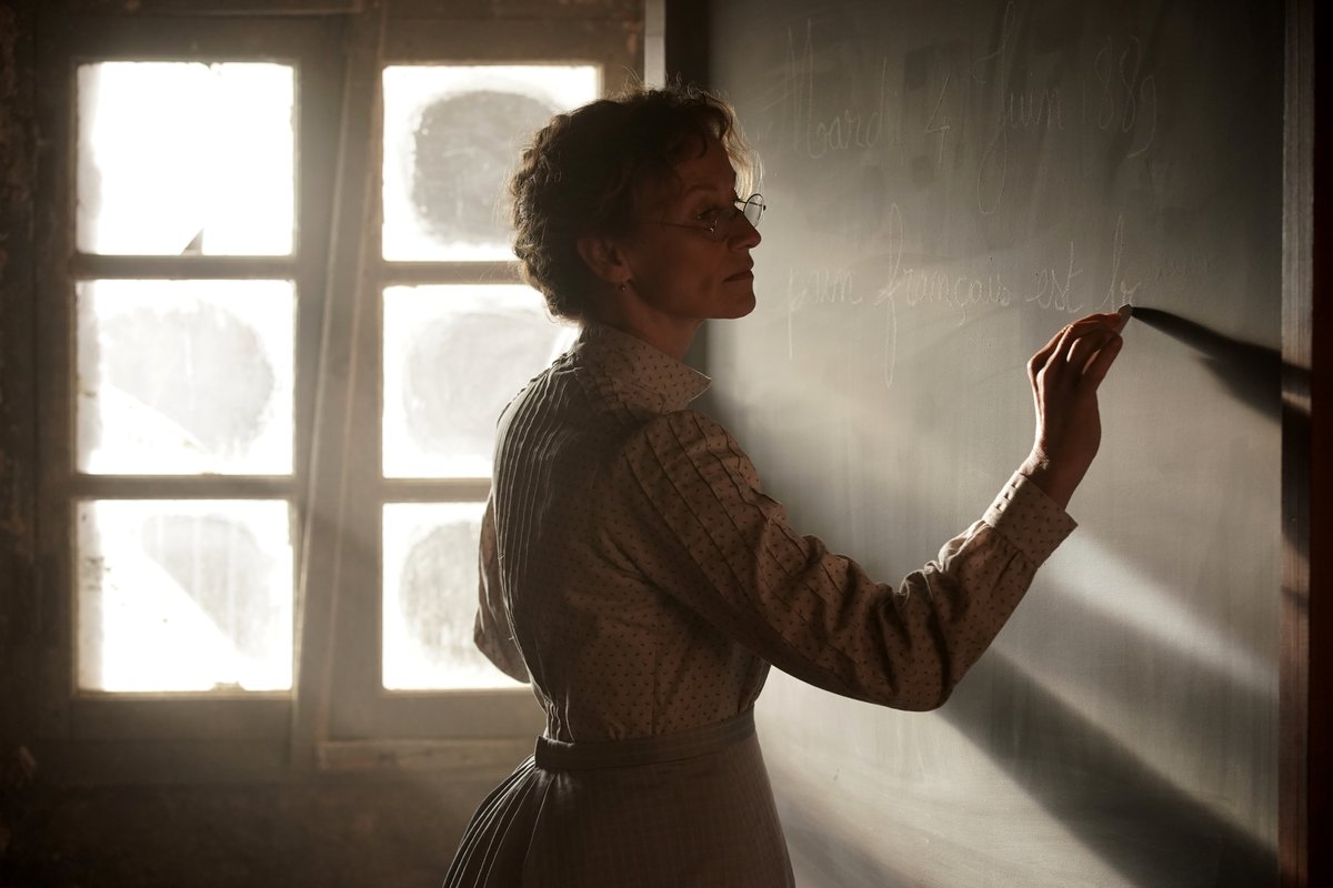 Photo from the movie Louise Violet [2024]