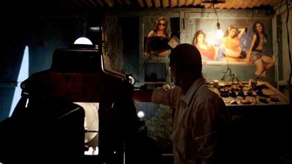 Photo from the movie The Cinema Travellers [2016]