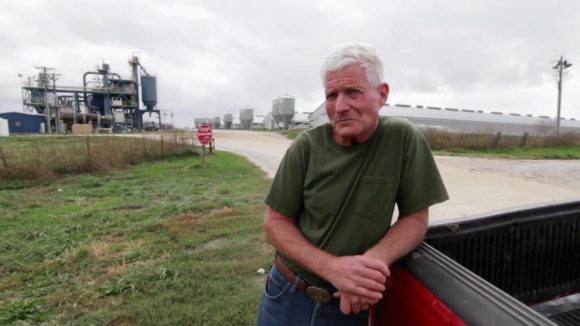 Photo from the movie Dog By Dog [2016]