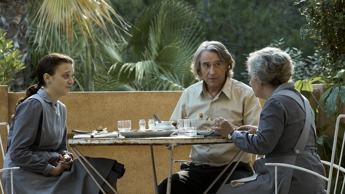 Photo from the movie The Penguin Lessons