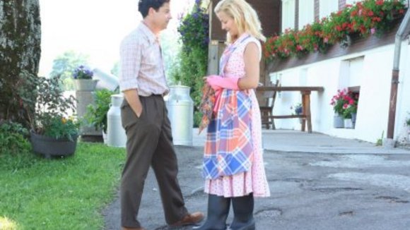 Photo from the movie Crossing Borders [2006]