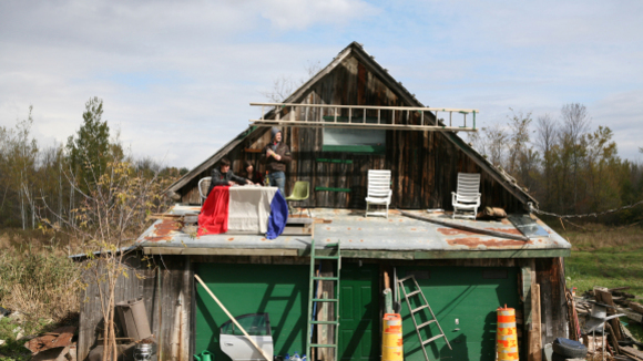 Photo from the movie Before My Heart Falls