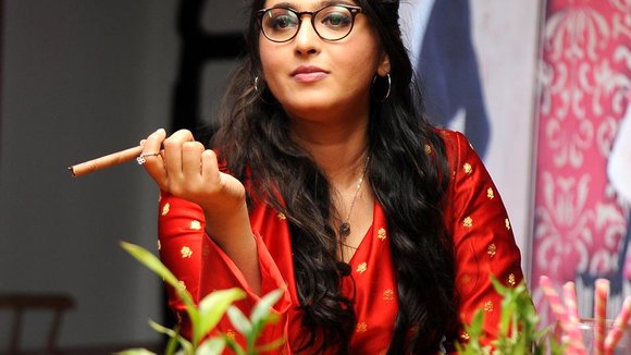 Photo du film Inji Iduppazhagi