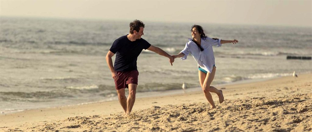 Photo from the movie Mr. Stein Goes Online