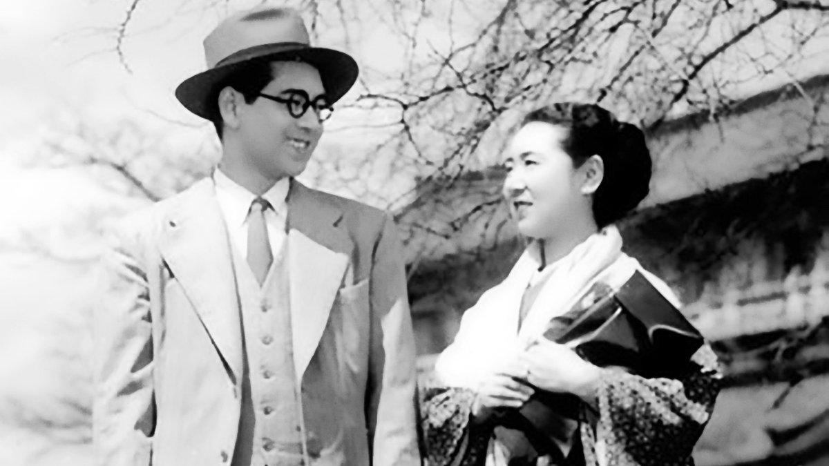 Photo from the movie Ginza Cosmetics [1951]