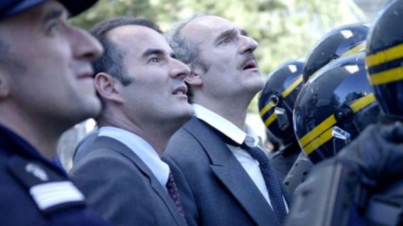 Photo du film Top Floor Left Wing