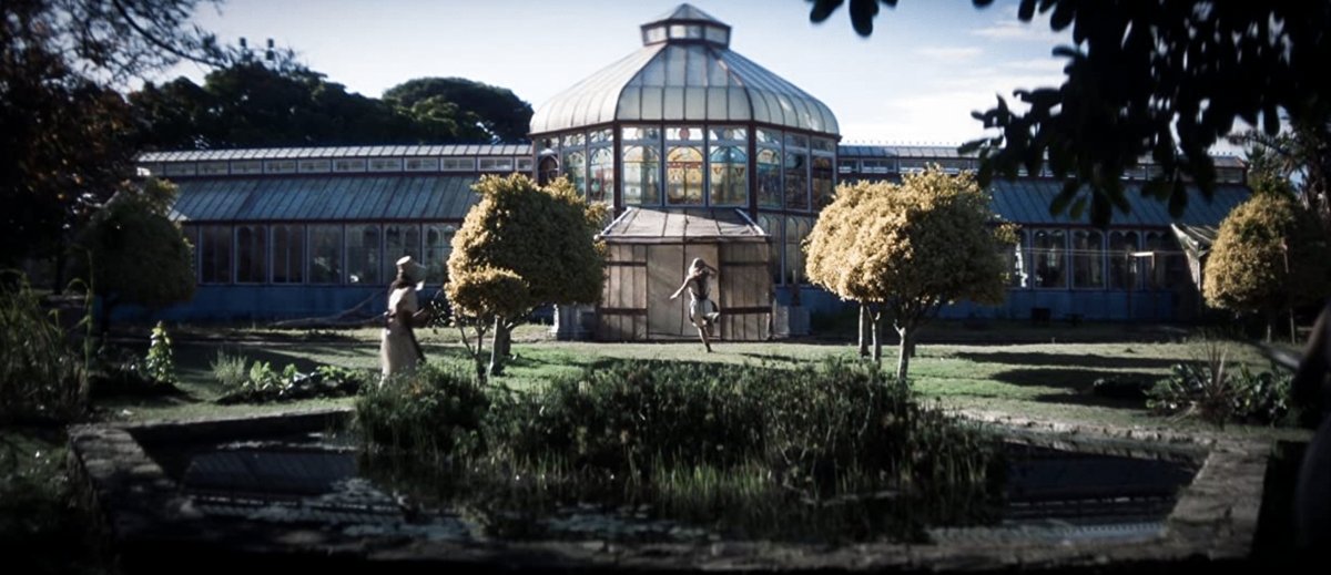 Photo du film Glasshouse [2021]