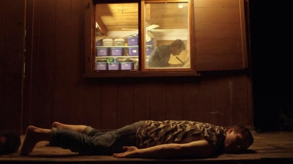 Photo du film People Hold On