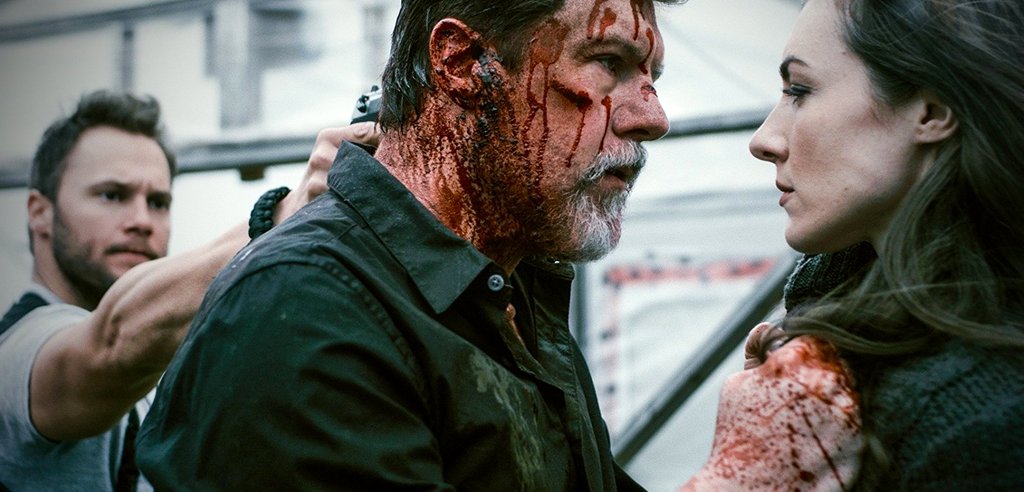 Photo from the movie Defective