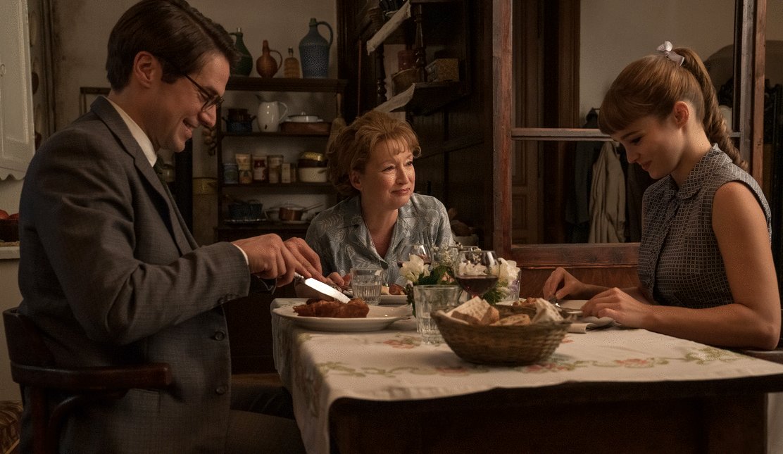 Photo du film Une robe pour Mrs. Harris [2022]