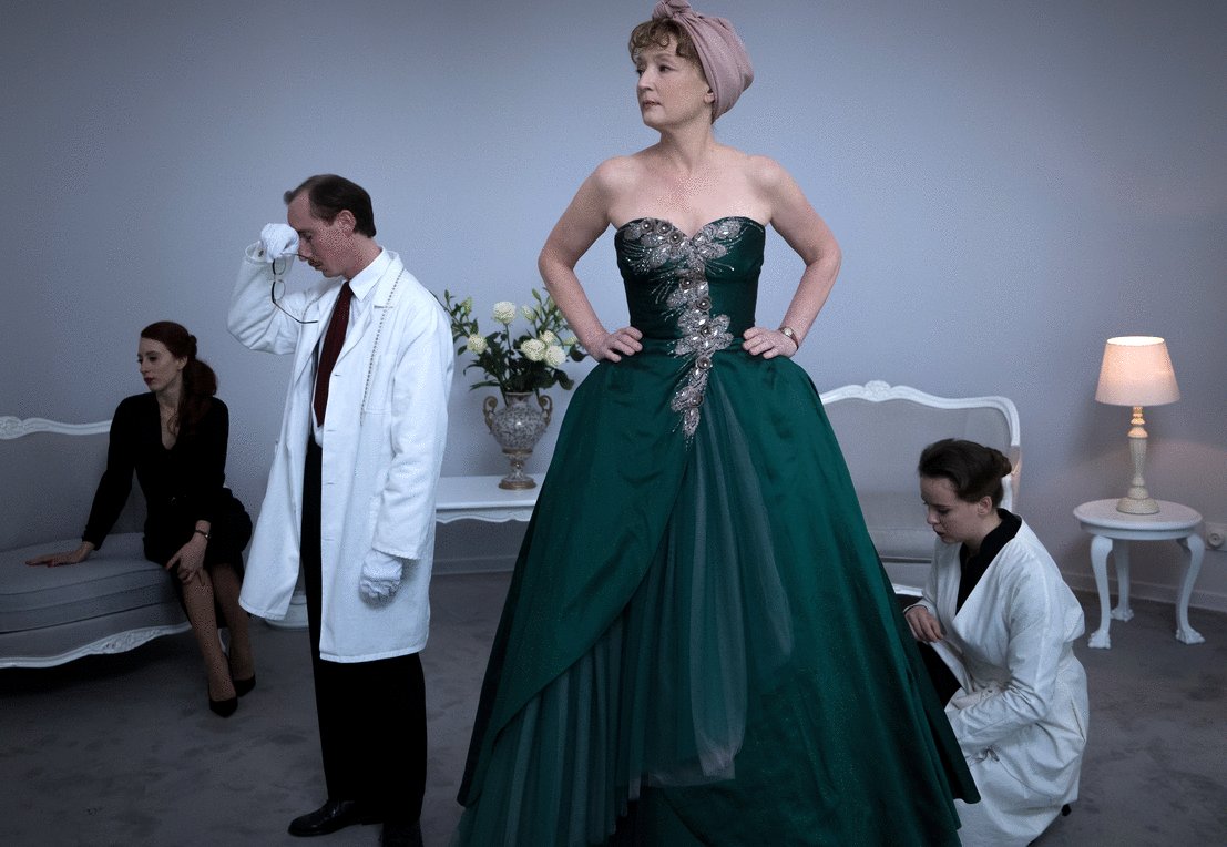 Photo du film Une robe pour Mrs. Harris [2022]