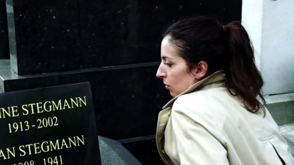 Photo from the movie The Art Dealer