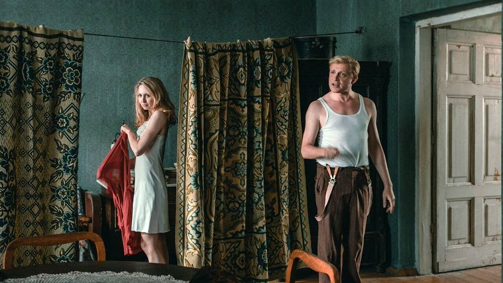 Photo from the movie The Art of Loving