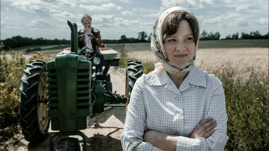 Photo from the movie The Art of Loving