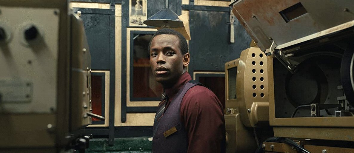 Photo from the movie Empire of Light [2022]