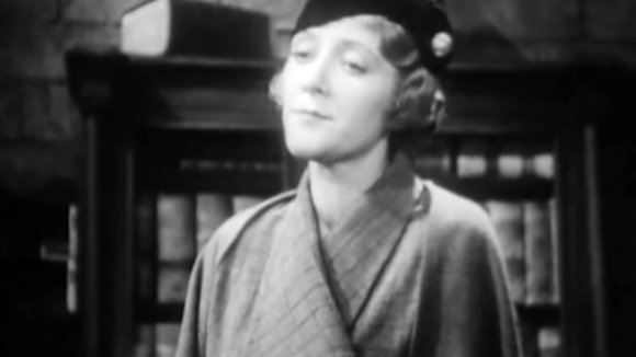 Photo from the movie The Kiss Before the Mirror