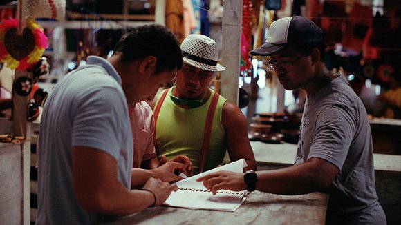 Photo from the movie Three Wise Cousins [2016]