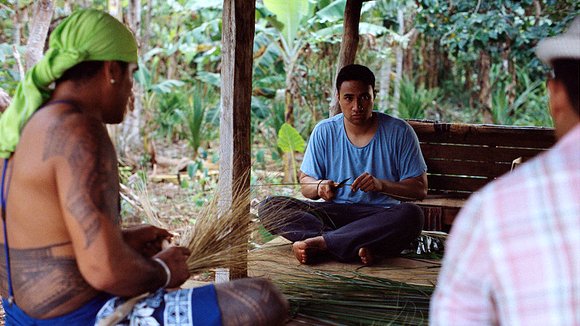 Photo from the movie Three Wise Cousins [2016]