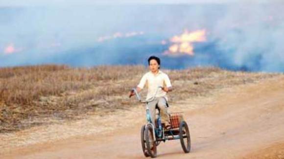 Photo from the movie Sweet Mud [2006]