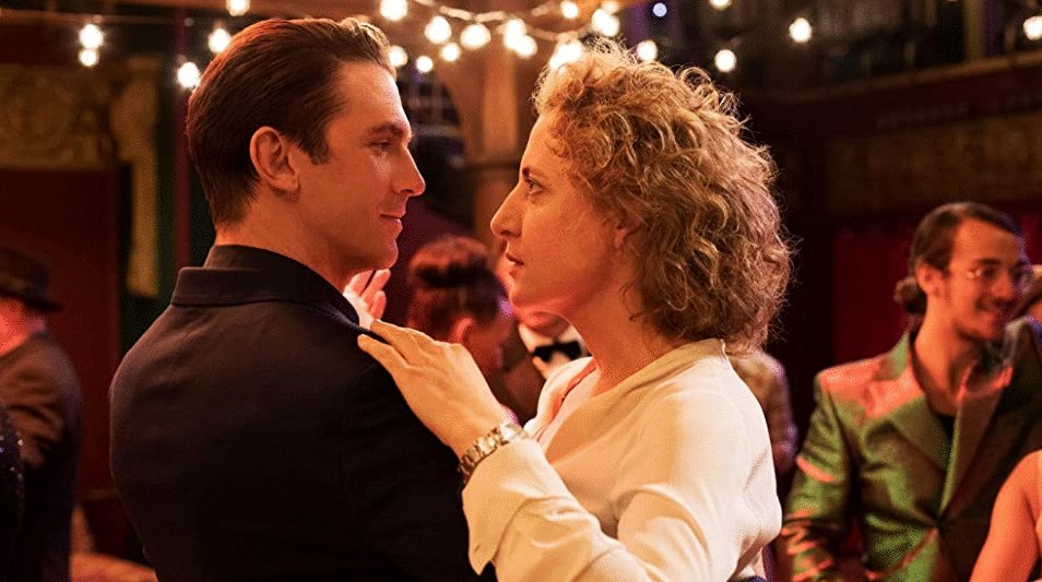 Photo from the movie I'm Your Man