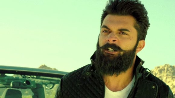 Photo from the movie Faraar [2015]