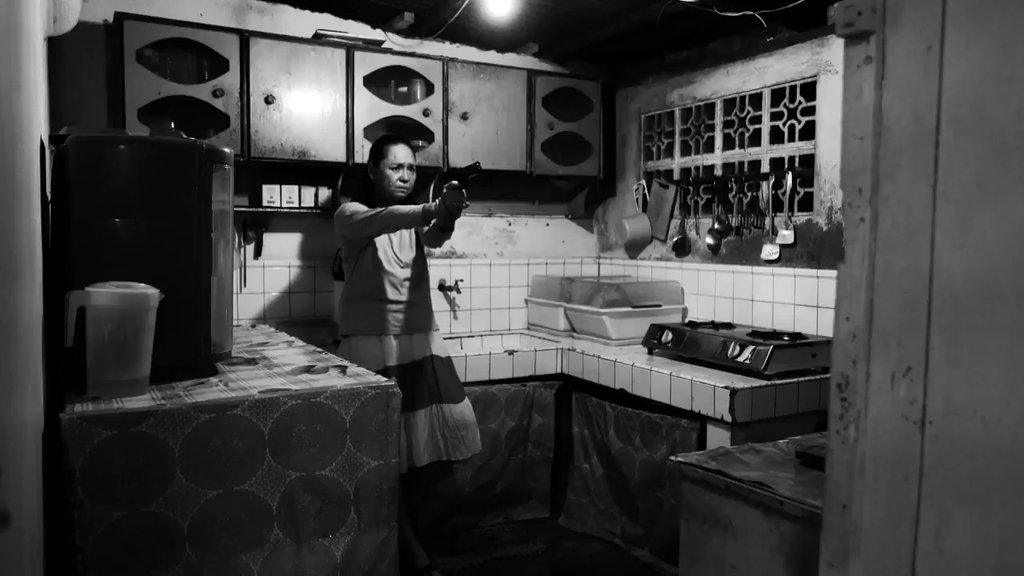 Photo from the movie The Woman Who Left [2016]