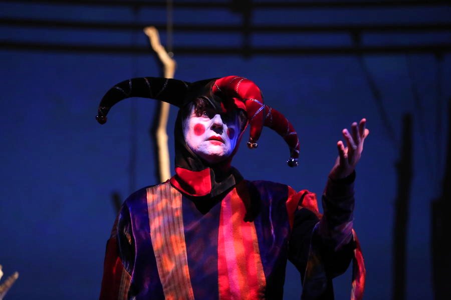 Photo du film No Pay, Nudity