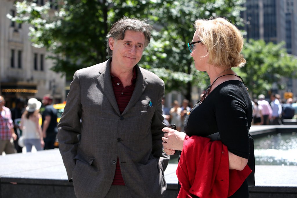 Photo du film No Pay, Nudity