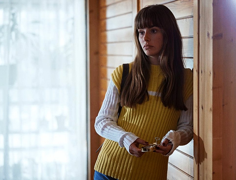 Photo from the movie Barracuda Queens [2023]