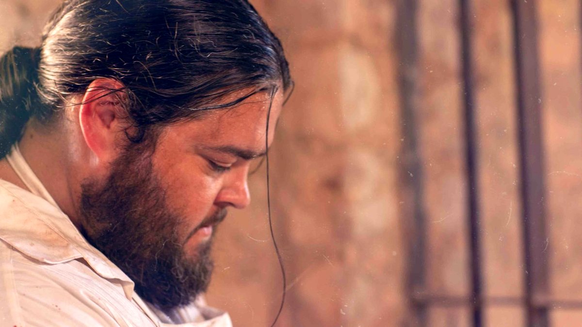 Photo from the movie Frank and Penelope [2022]