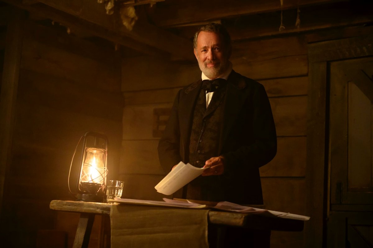 Photo from the movie News of the World [2020]