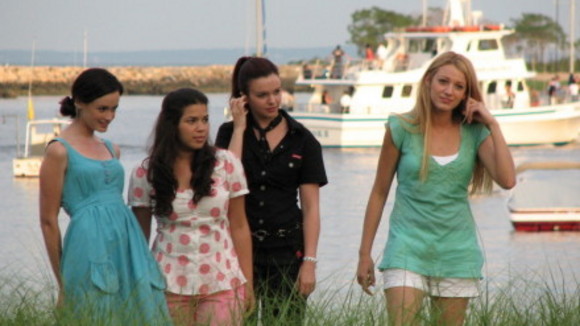 Photo from the movie The Sisterhood of the Traveling Pants 2