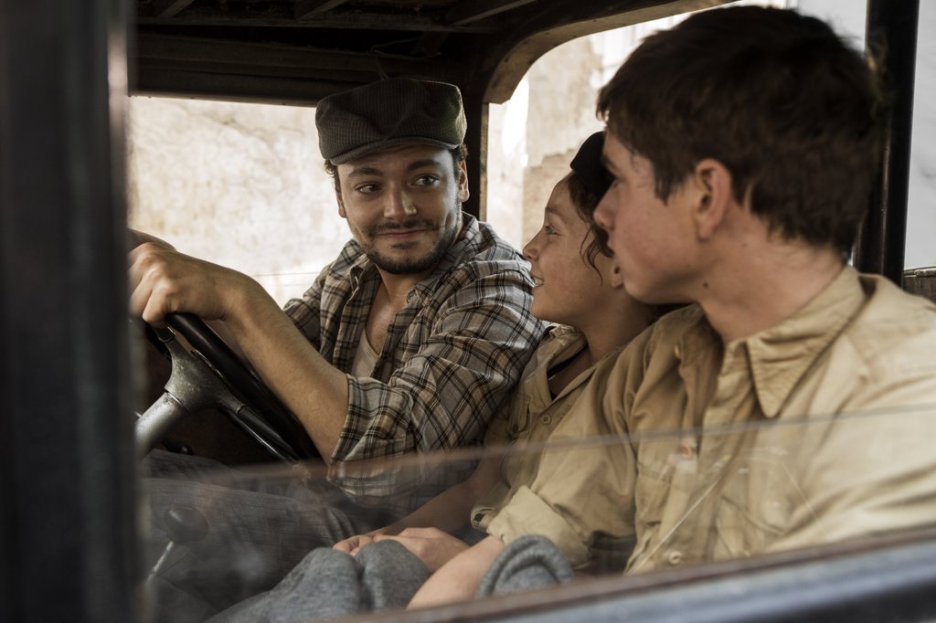 Photo from the movie A Bag of Marbles