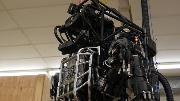 Photo from the movie Robots [2015]