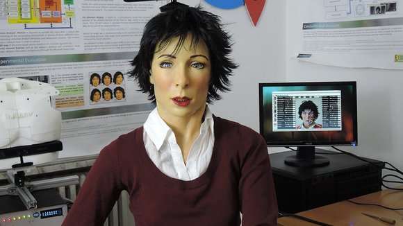 Photo from the movie Robots [2015]