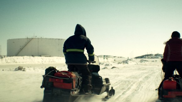 Photo from the movie Two Lovers and a Bear