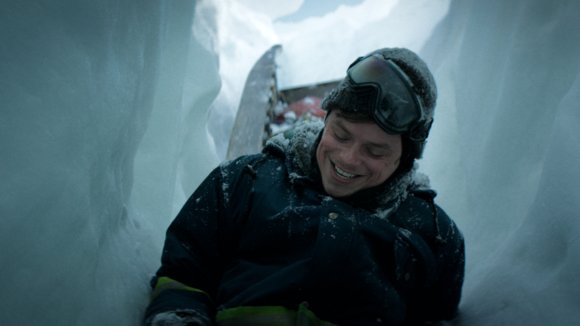 Photo from the movie Two Lovers and a Bear