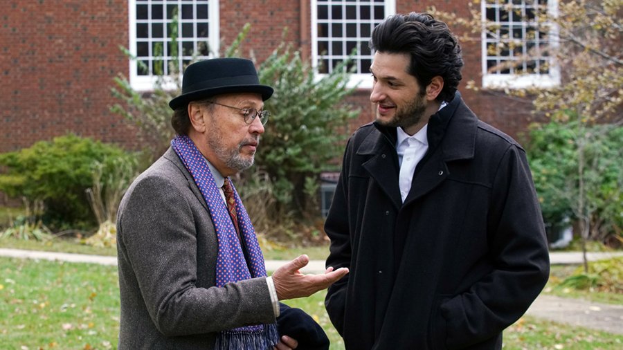 Photo du film Standing Up, Falling Down