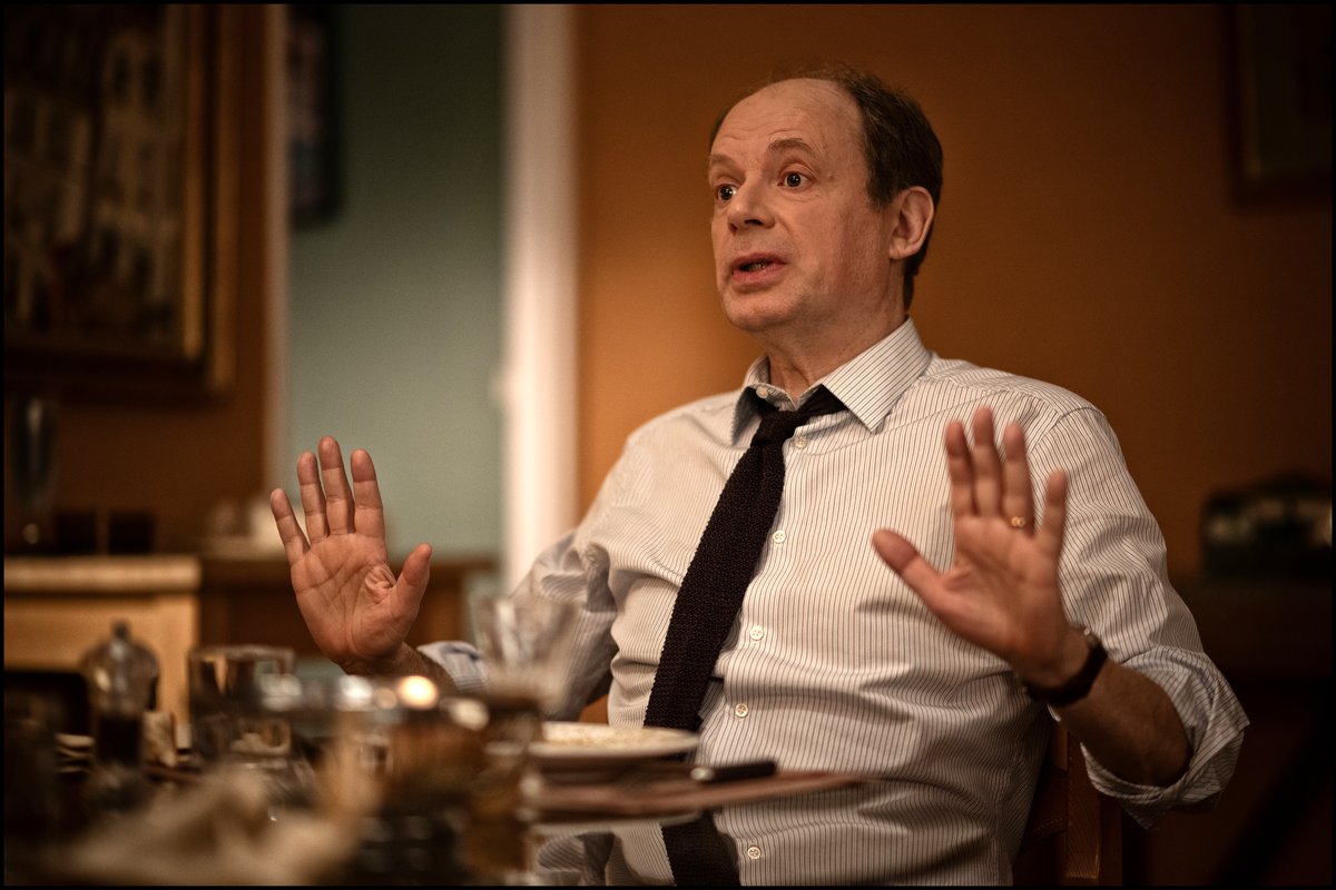 Photo du film Maigret et le mort amoureux