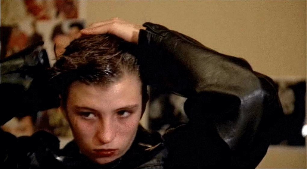 Photo from the movie No Looking Back