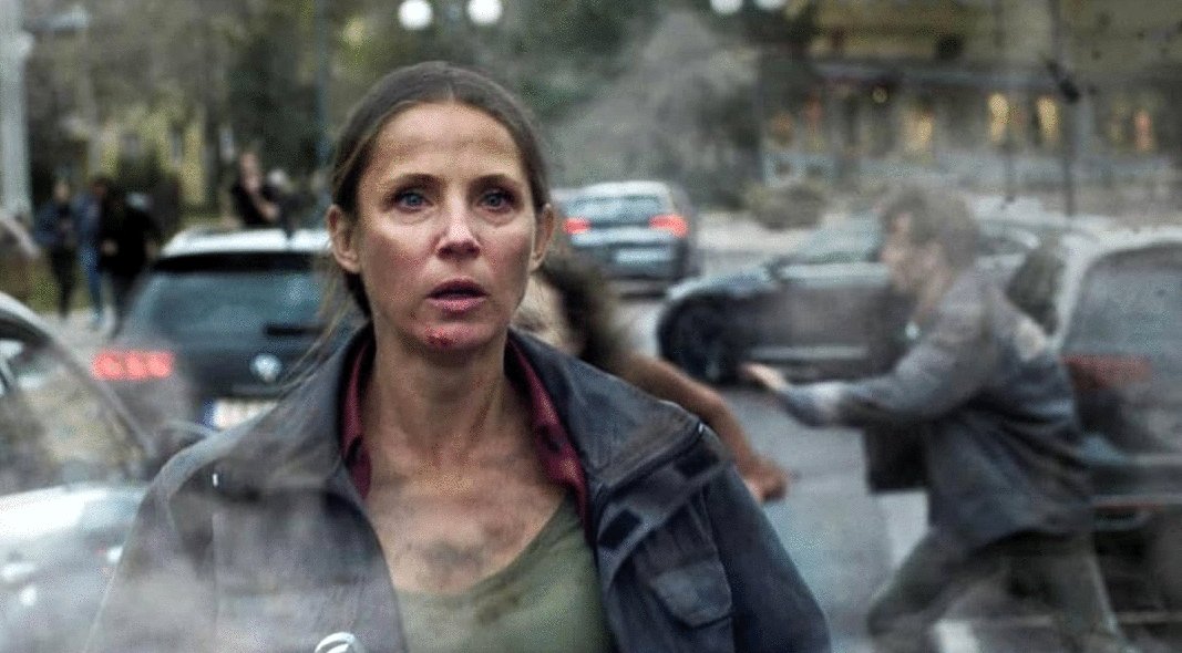 Photo from the movie The Abyss [2023]