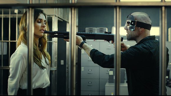 Photo from the movie To Steal From a Thief