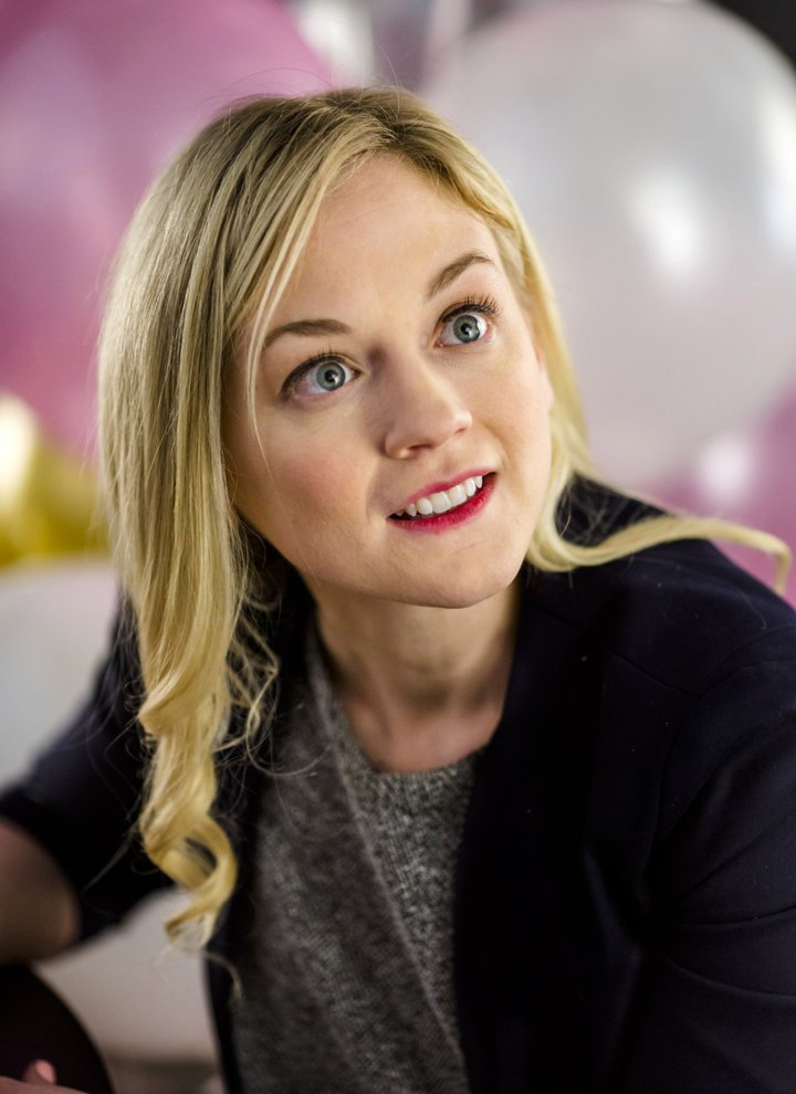 Photo from the movie Love on the Sidelines [2016]