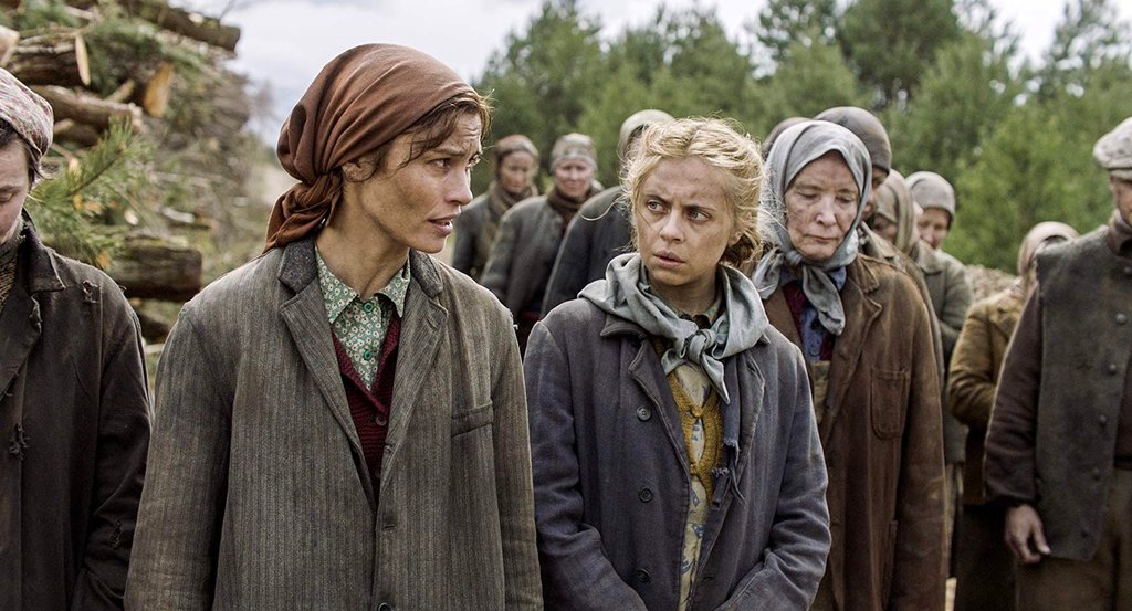 Photo du film Ashes in the Snow