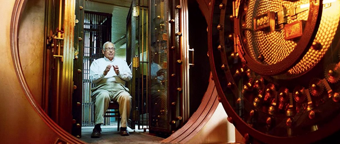 Photo from the movie Monsters Inside: The 24 Faces of Billy Milligan [2021]