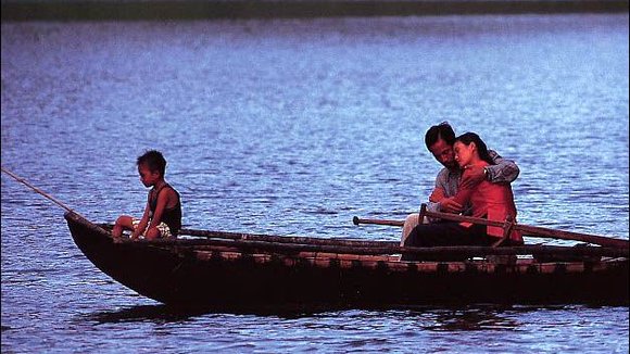 Photo from the movie The Vertical Ray of the Sun [2000]