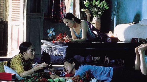 Photo from the movie The Vertical Ray of the Sun [2000]