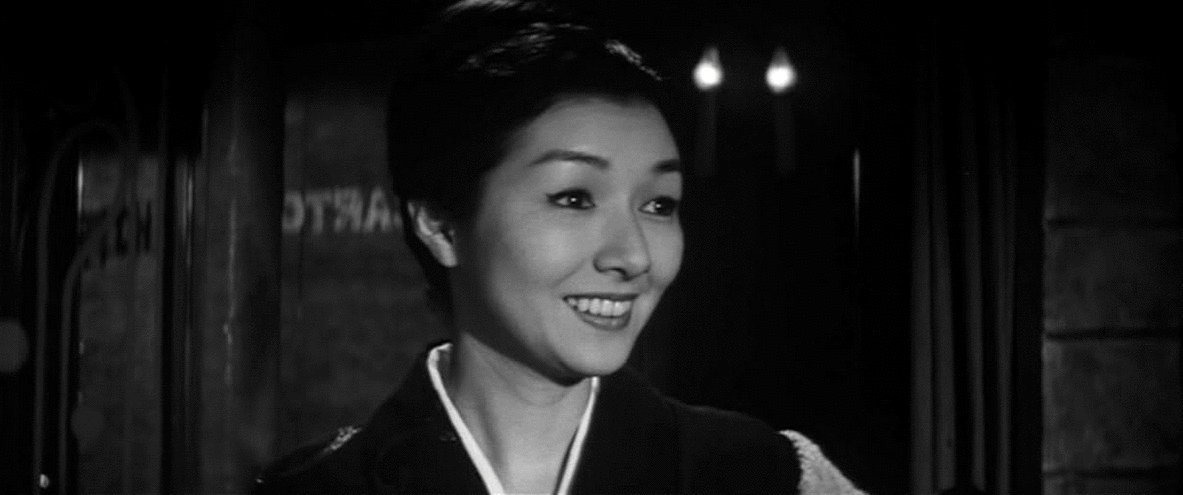 Photo du film When a Woman Ascends the Stairs