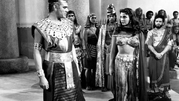 Photo du film Land of the Pharaohs